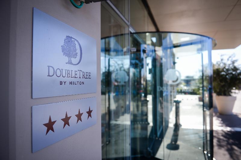 Doubletree By Hilton Turin Lingotto Hotel Exterior foto